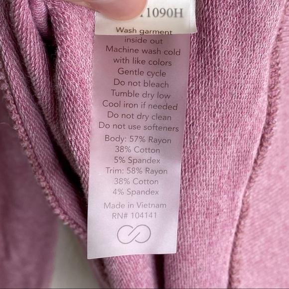 Calia by Carrie Underwood side zip effortless top - Picture 6 of 9